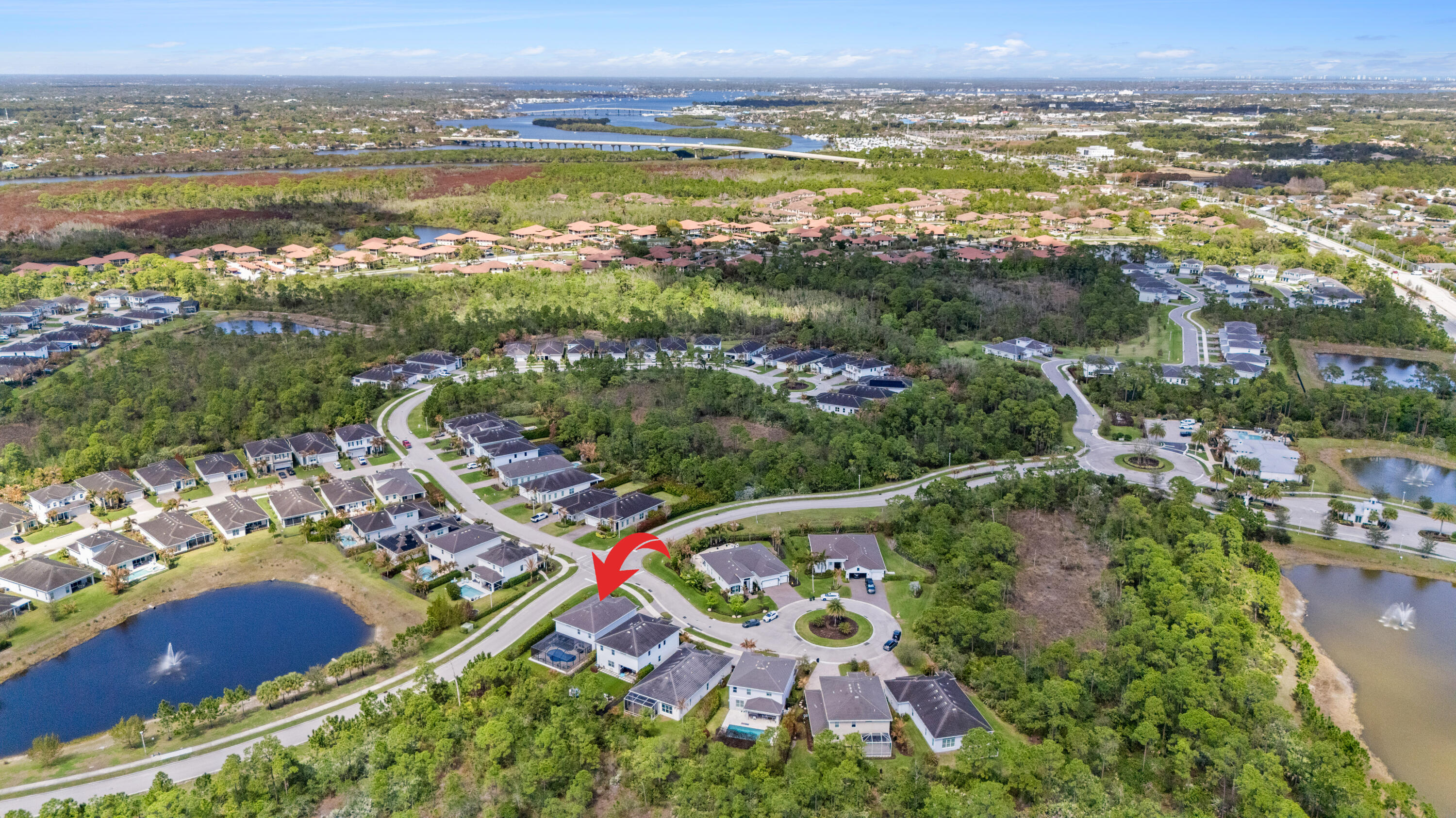 BANYAN BAY - Residential