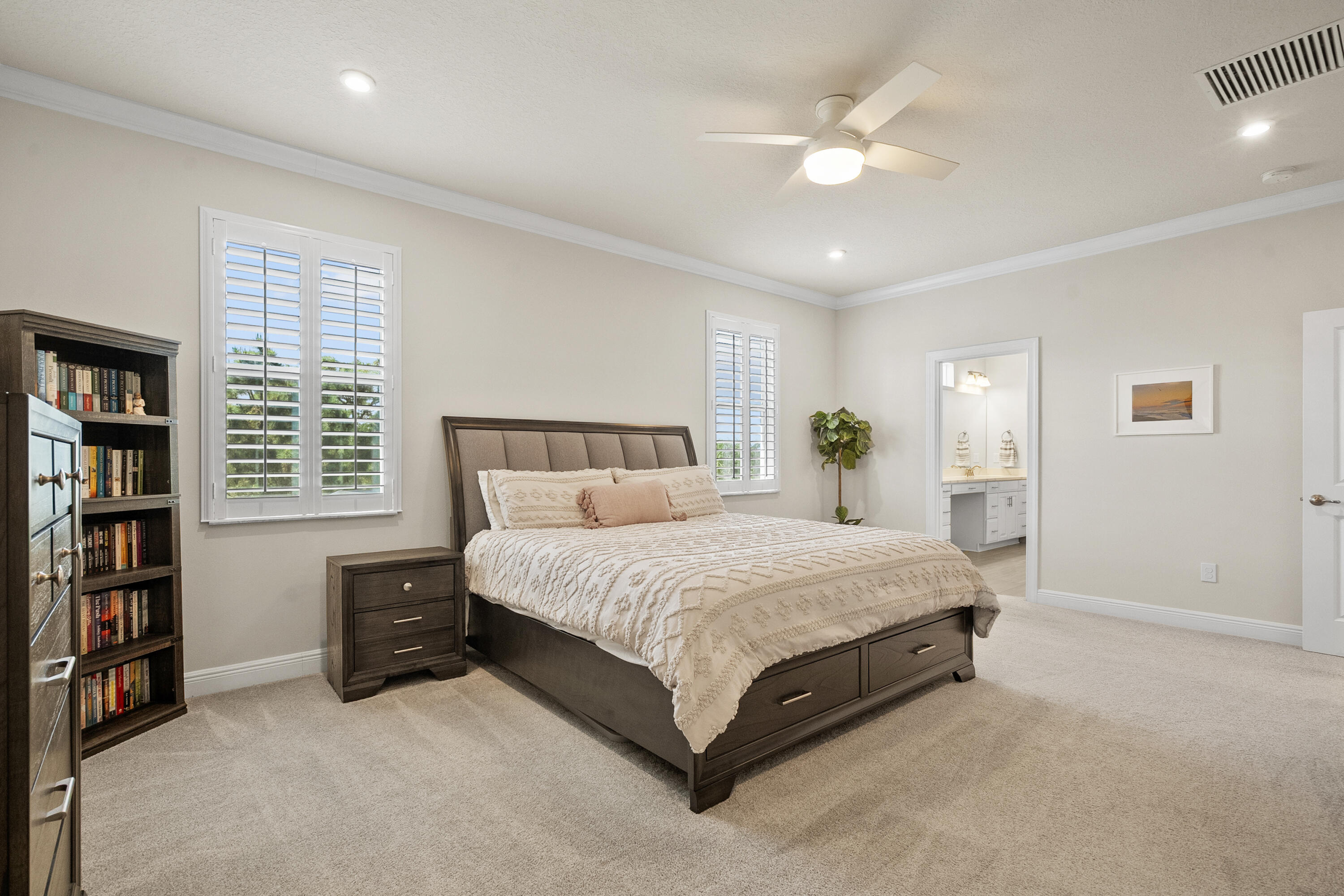 BANYAN BAY - Residential