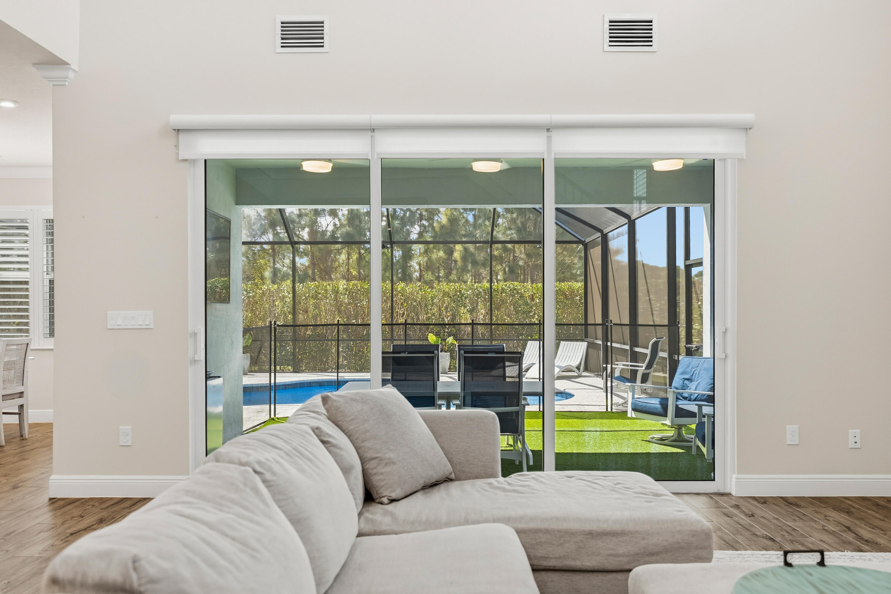 BANYAN BAY - Residential