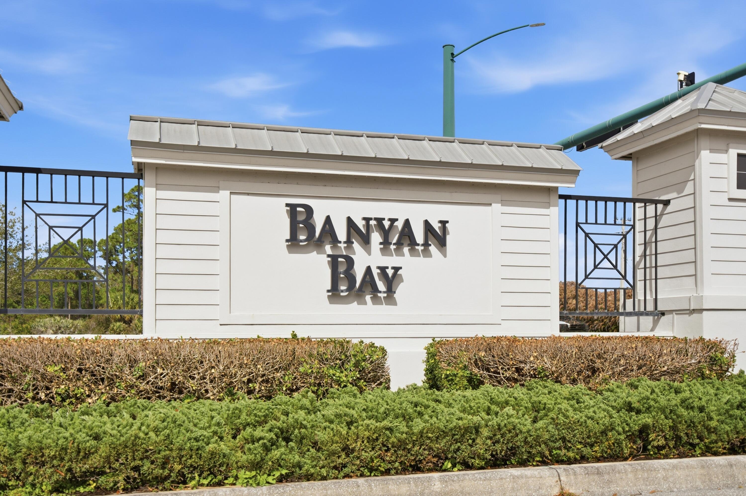 BANYAN BAY - Residential