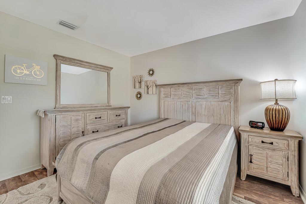 VENETIAN ISLES - Residential