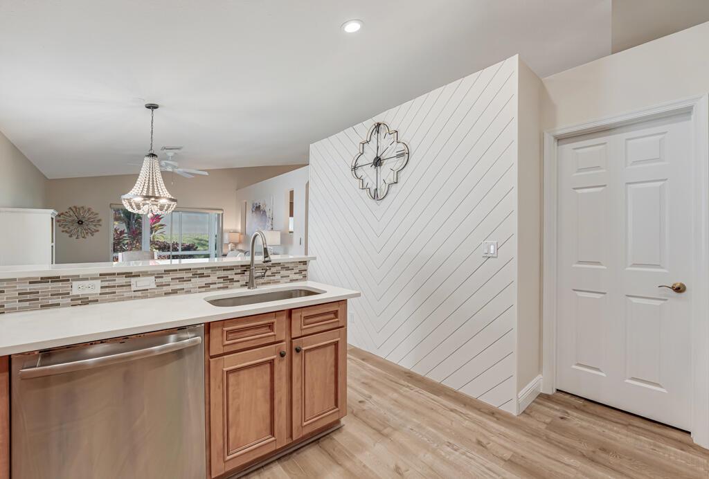 VENETIAN ISLES - Residential