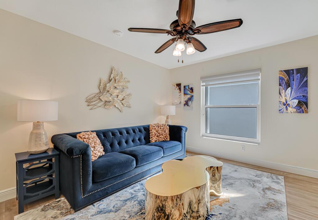 VENETIAN ISLES - Residential