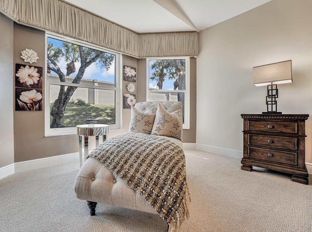 VENETIAN ISLES - Residential