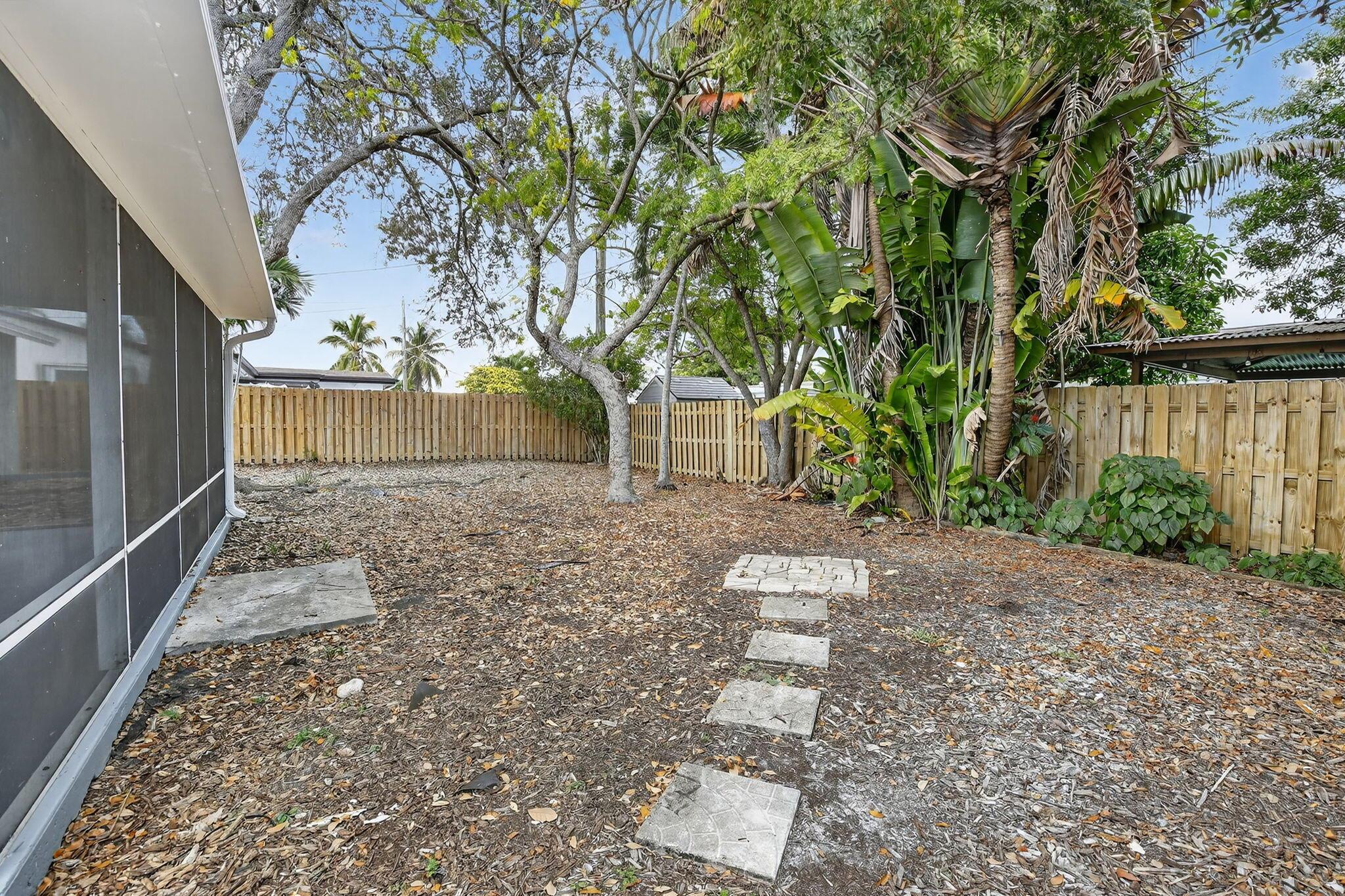 SUNRISE GOLF VILLAGE SEC - Residential