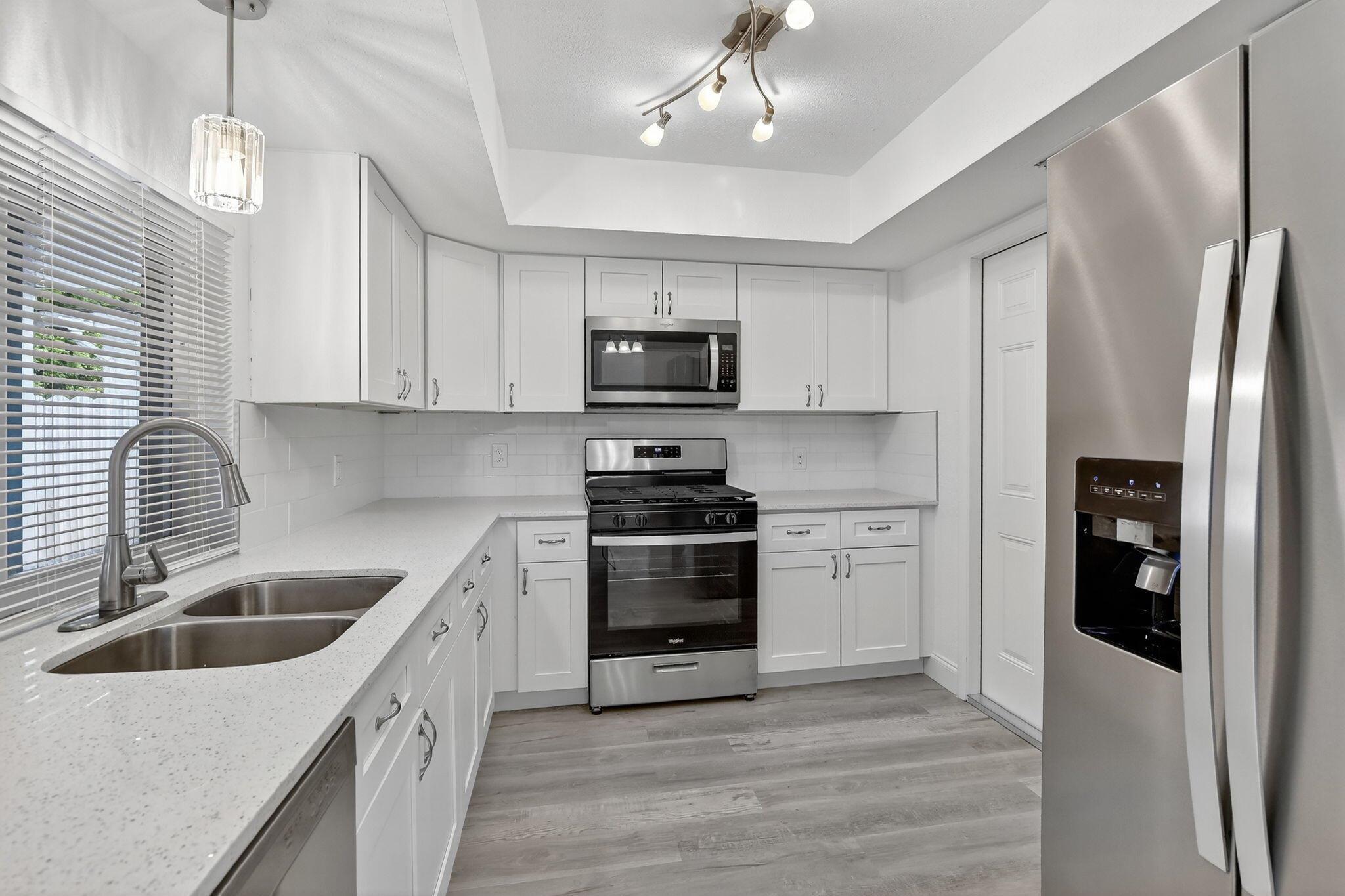 SUNRISE GOLF VILLAGE SEC - Residential