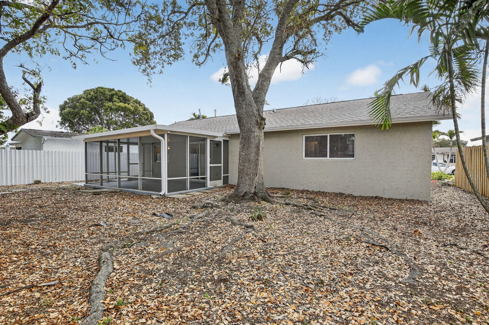 SUNRISE GOLF VILLAGE SEC 24 - Residential