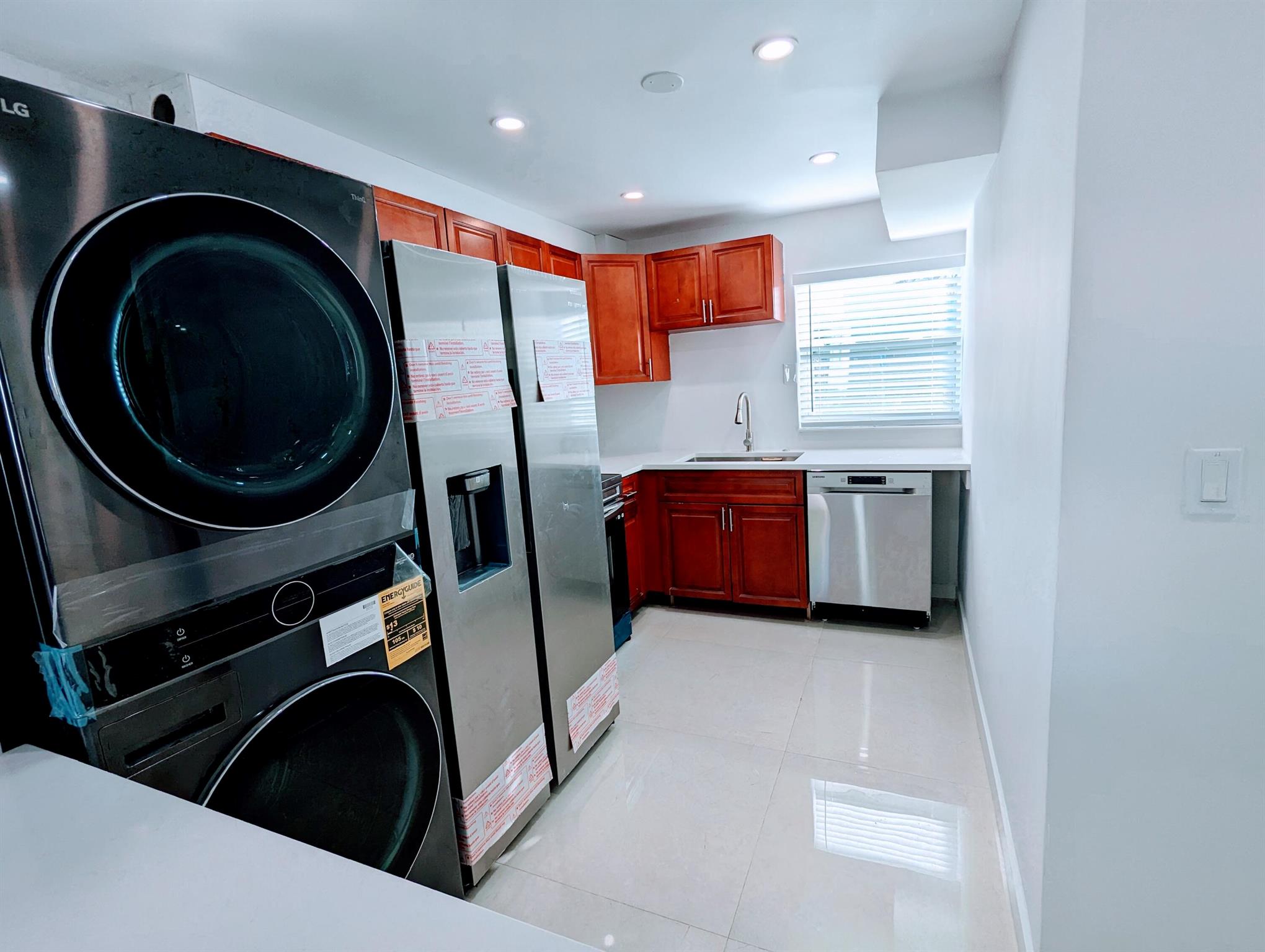 Water and Electric Included! - 2 bed/1 bath in Pineapple Park in Downtown West Palm Beach with designated parking spot. Newly renovated, washer, dryer, garbage disposal, dishwasher, new appliances, new countertops. Private Outdoor Space - Must See! Great location. Zoned for Palm Beach Public, 4 min drive to PBA 5 min drive to The Square 6 min drive to Clematis, downtown 7 min drive to PBI Airport 8 min drive to the Beach