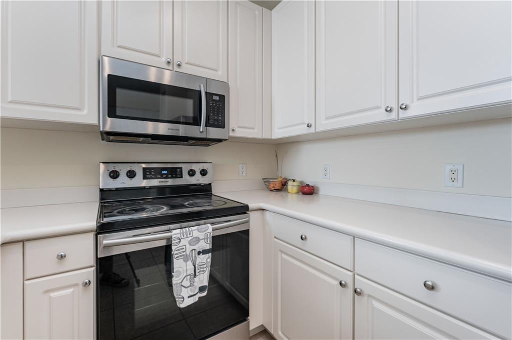 RENAISSANCE COMMONS - Residential