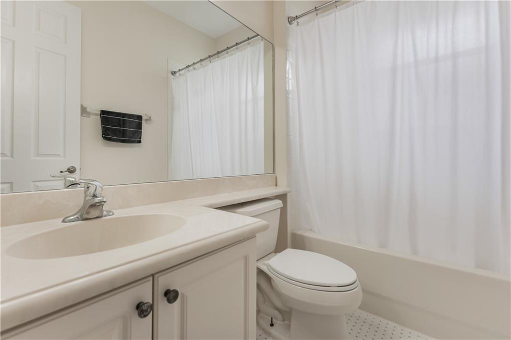 RENAISSANCE COMMONS - Residential