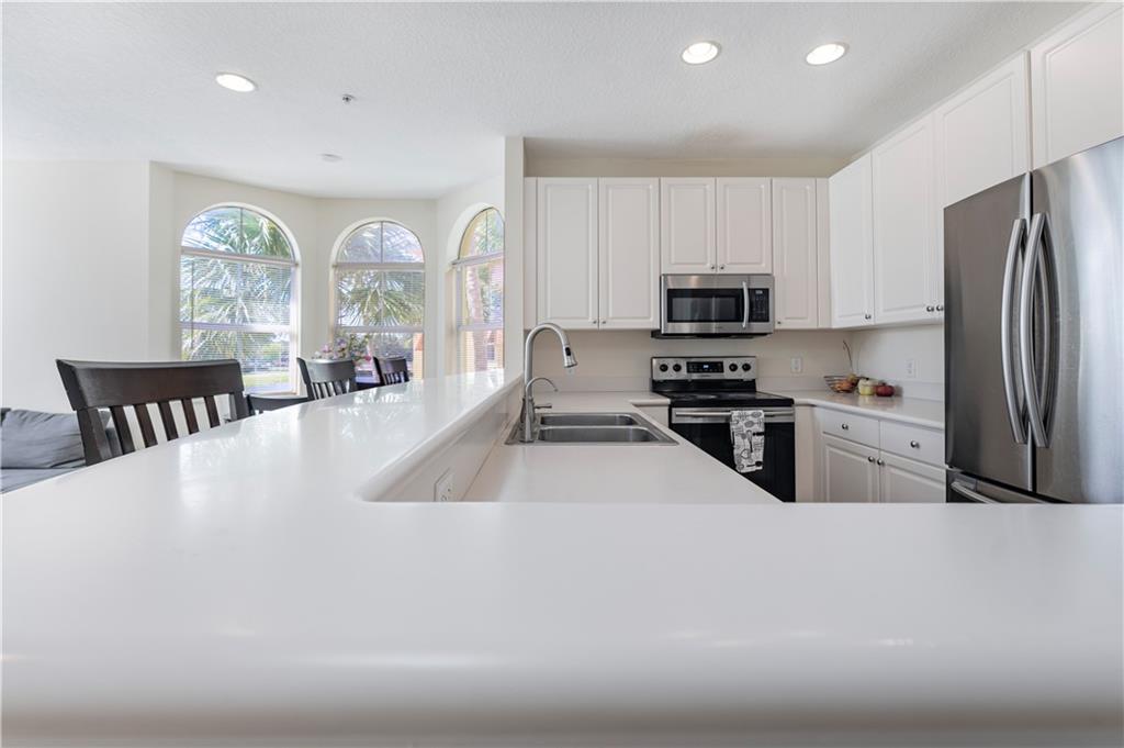 RENAISSANCE COMMONS - Residential