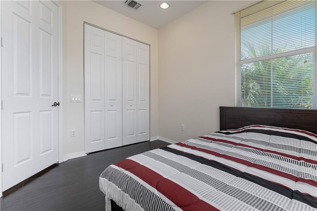 RENAISSANCE COMMONS - Residential