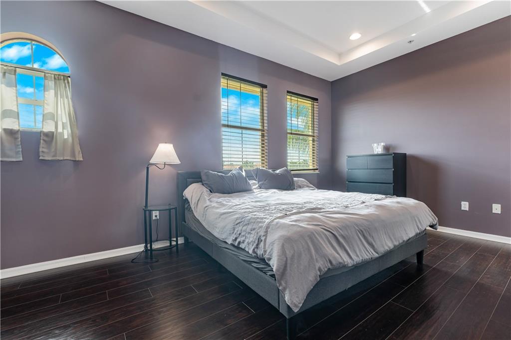 RENAISSANCE COMMONS - Residential