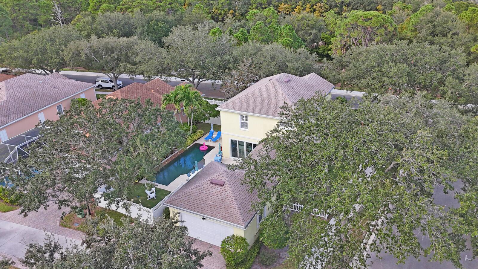 CAMBRIDGE AT ABACOA - Residential