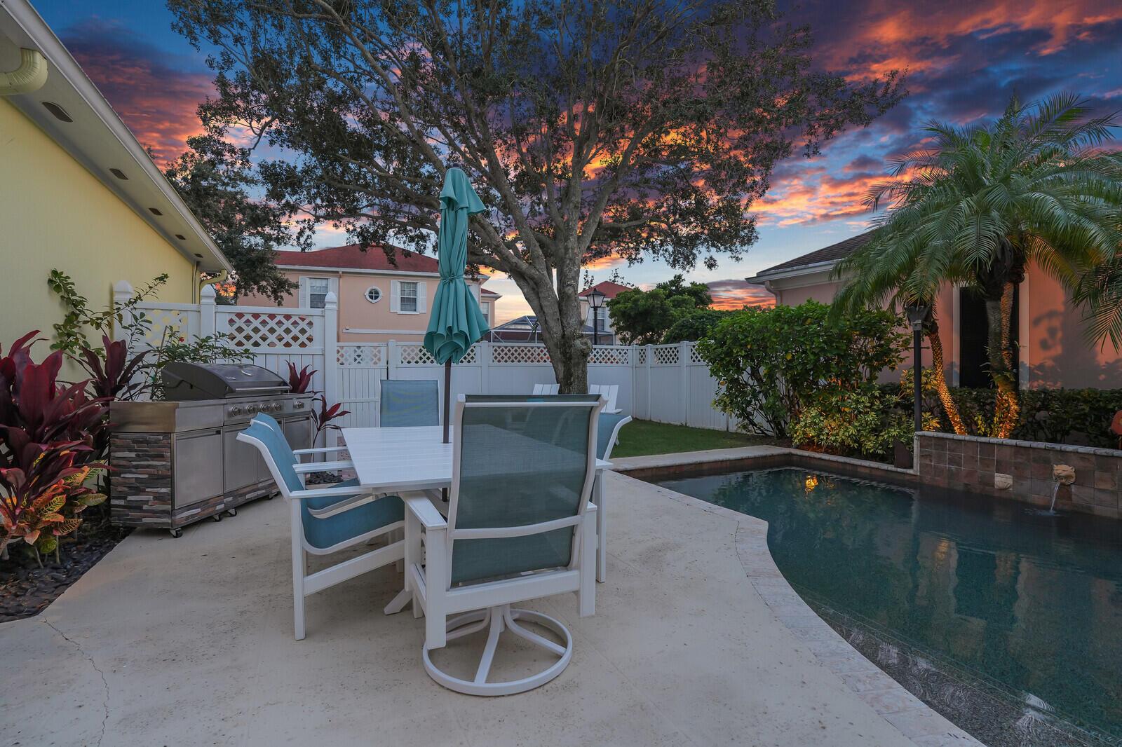 CAMBRIDGE AT ABACOA - Residential