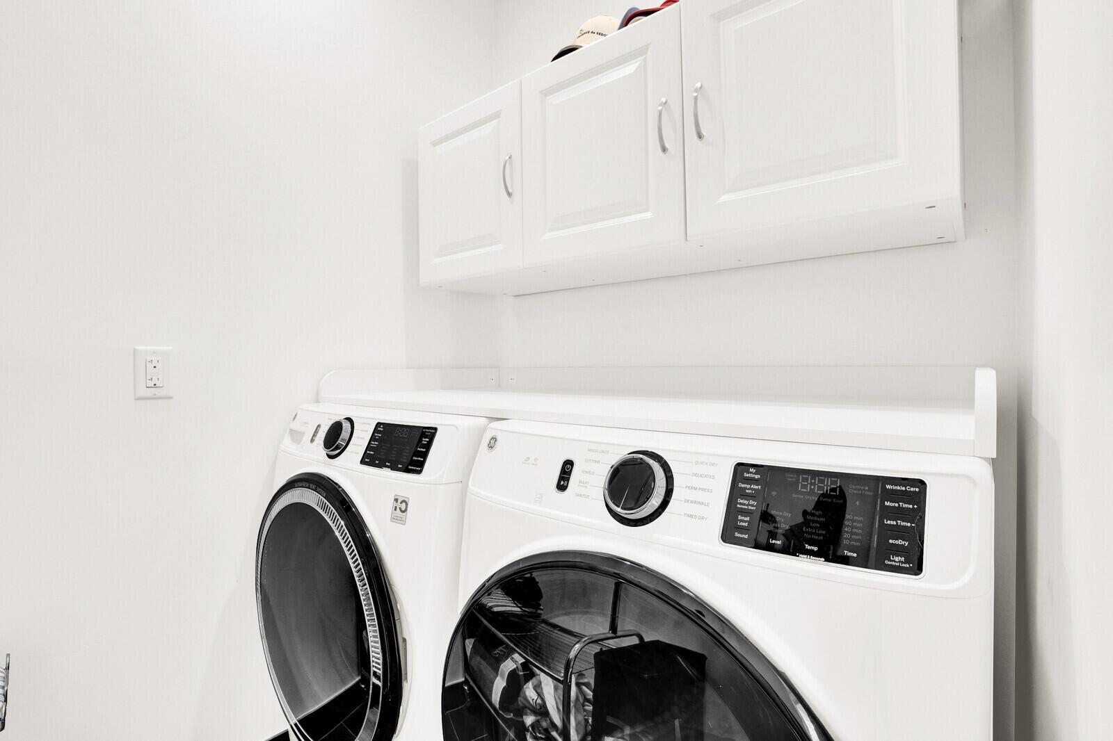 CAMBRIDGE AT ABACOA - Residential