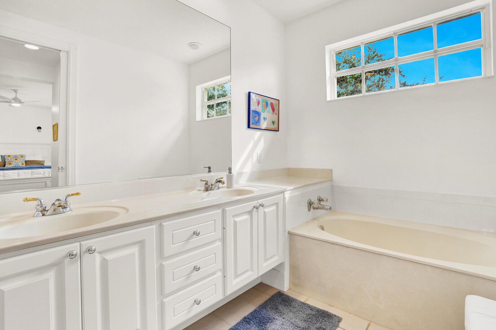 CAMBRIDGE AT ABACOA - Residential