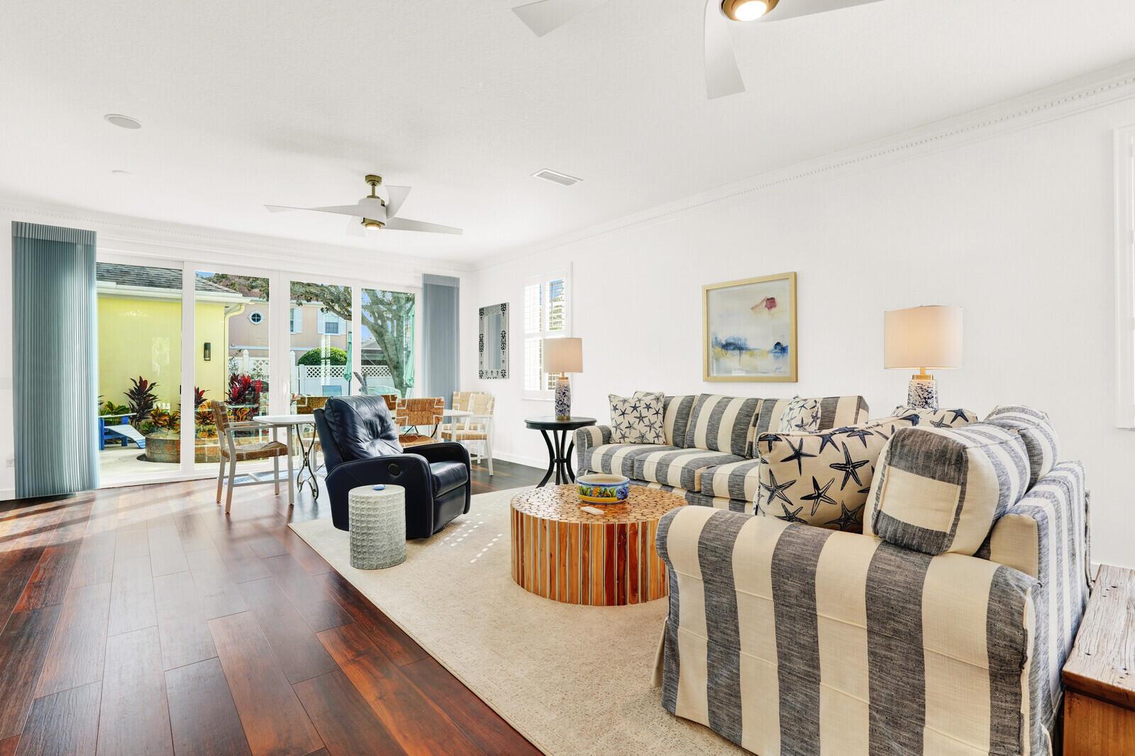 CAMBRIDGE AT ABACOA - Residential