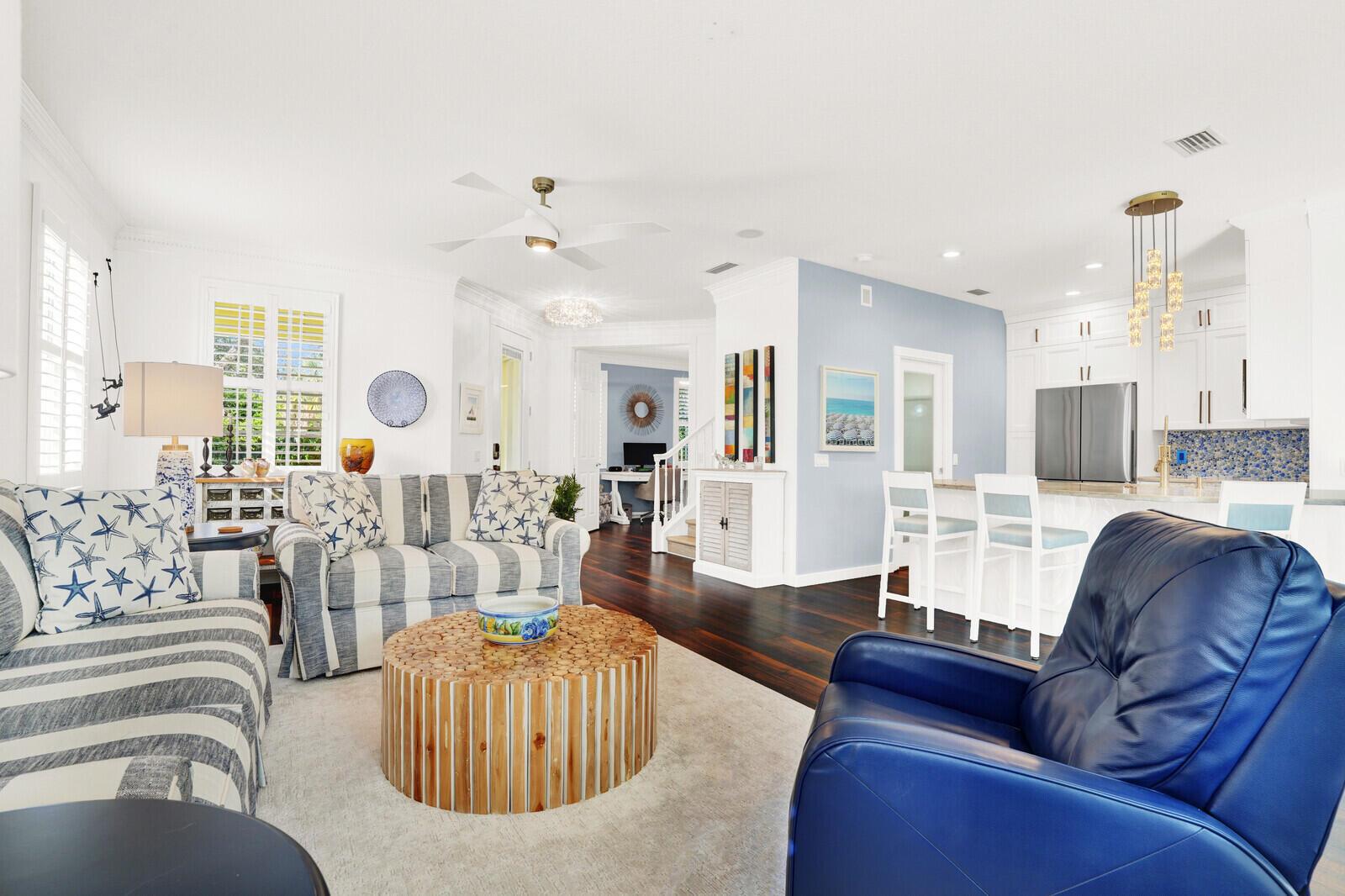 CAMBRIDGE AT ABACOA - Residential