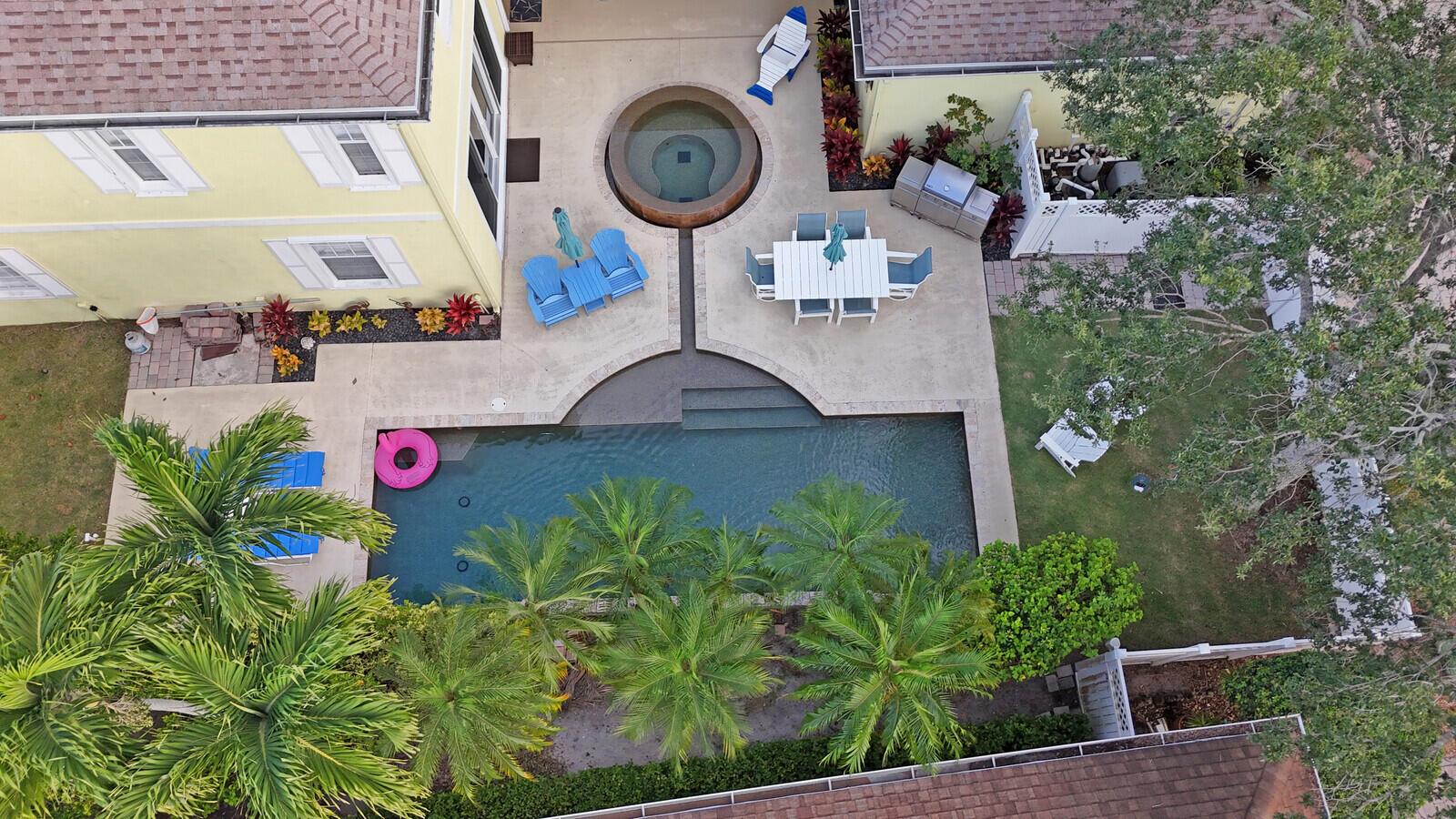 CAMBRIDGE AT ABACOA - Residential