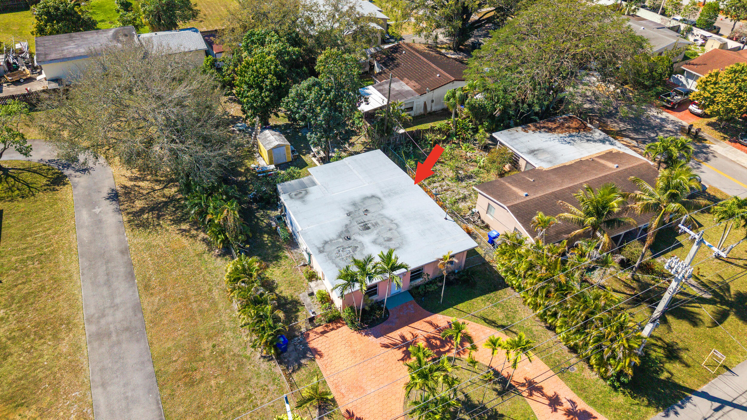 HOLLYWOOD ACRES - Residential