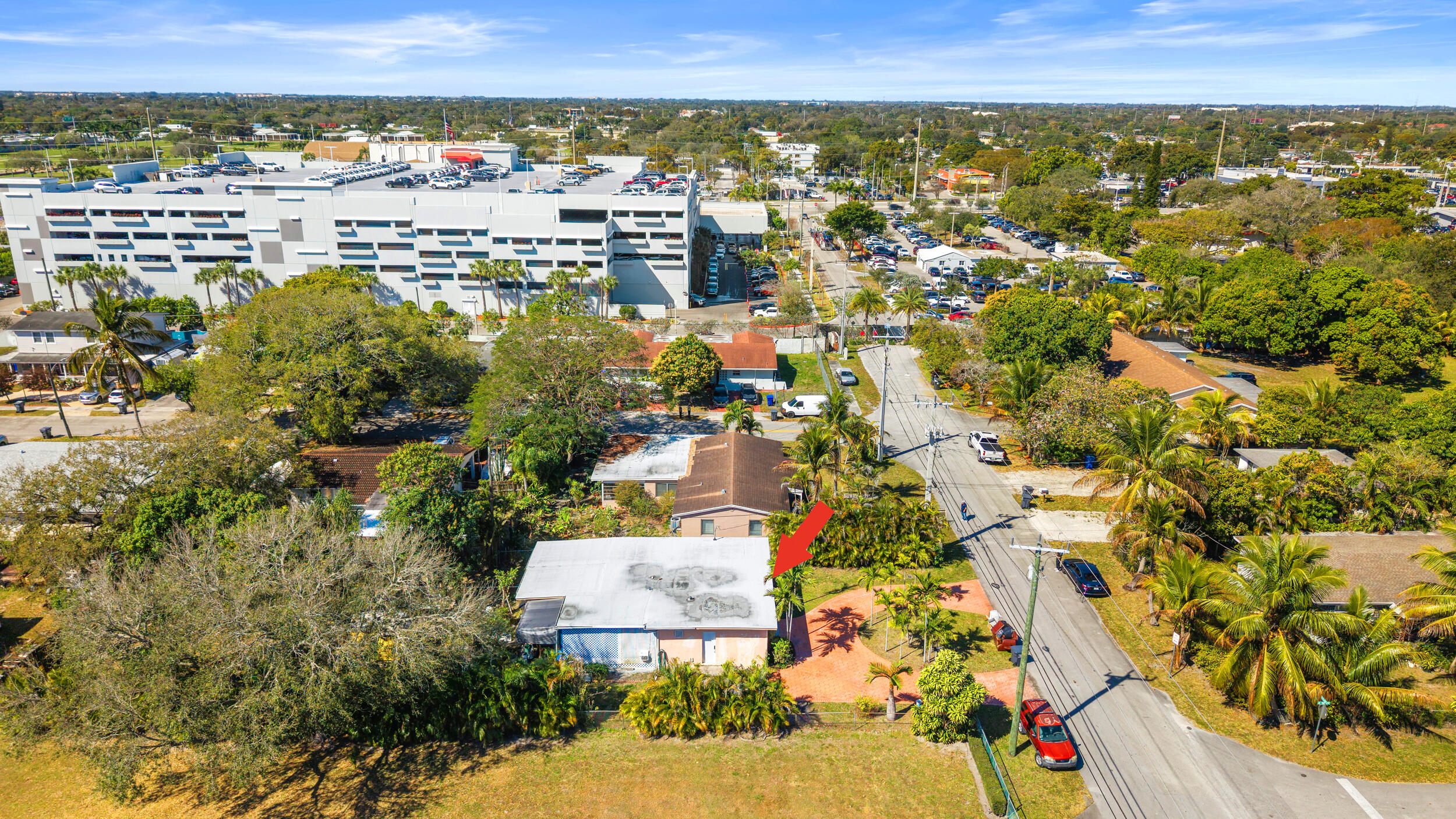 HOLLYWOOD ACRES - Residential