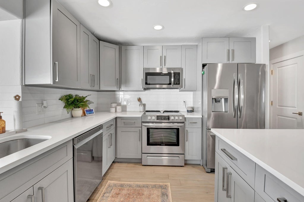 Photo of 659 Lindell Boulevard, Delray Beach, FL 33444 (MLS # R11046740)