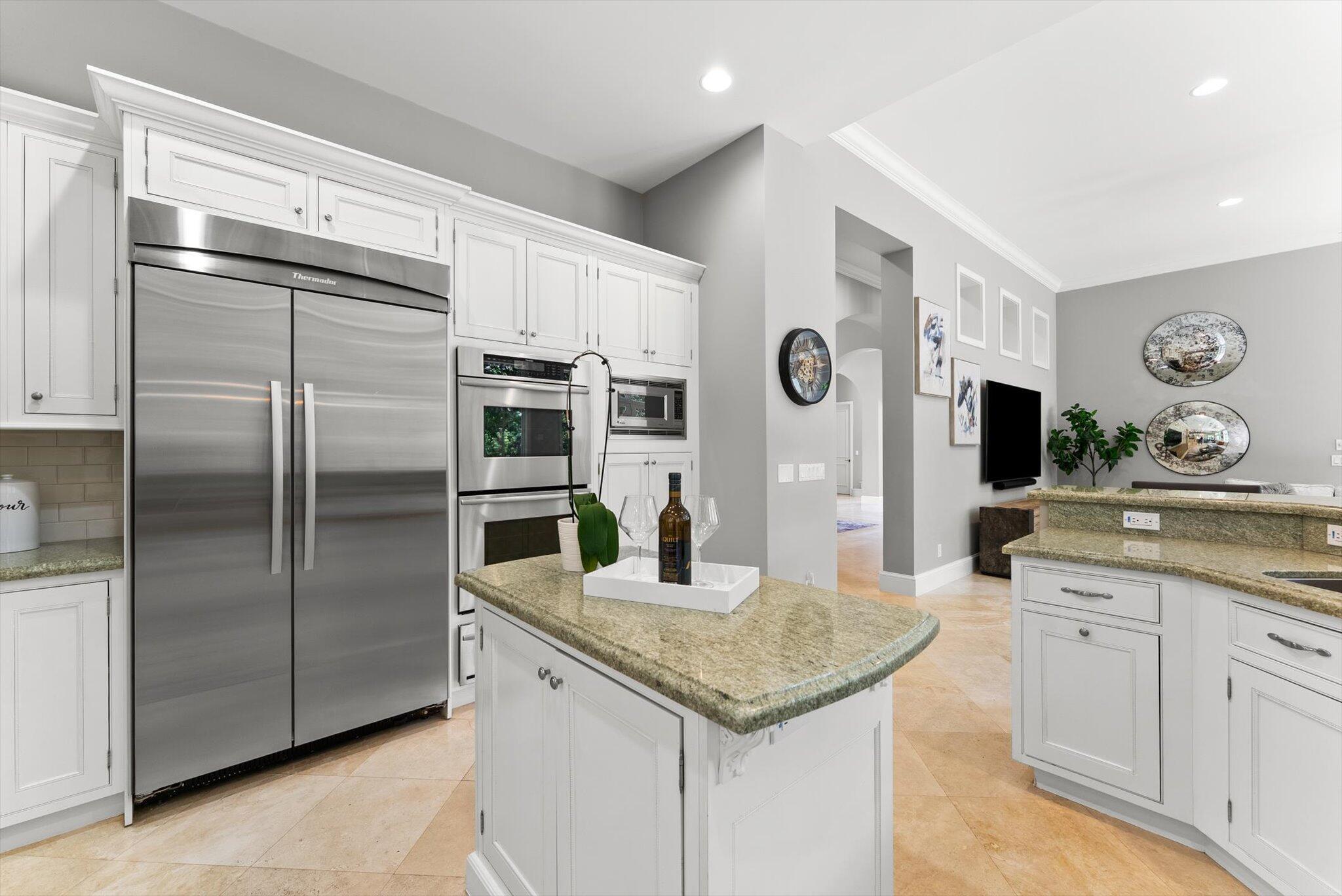 BOCA VILLAS - Residential