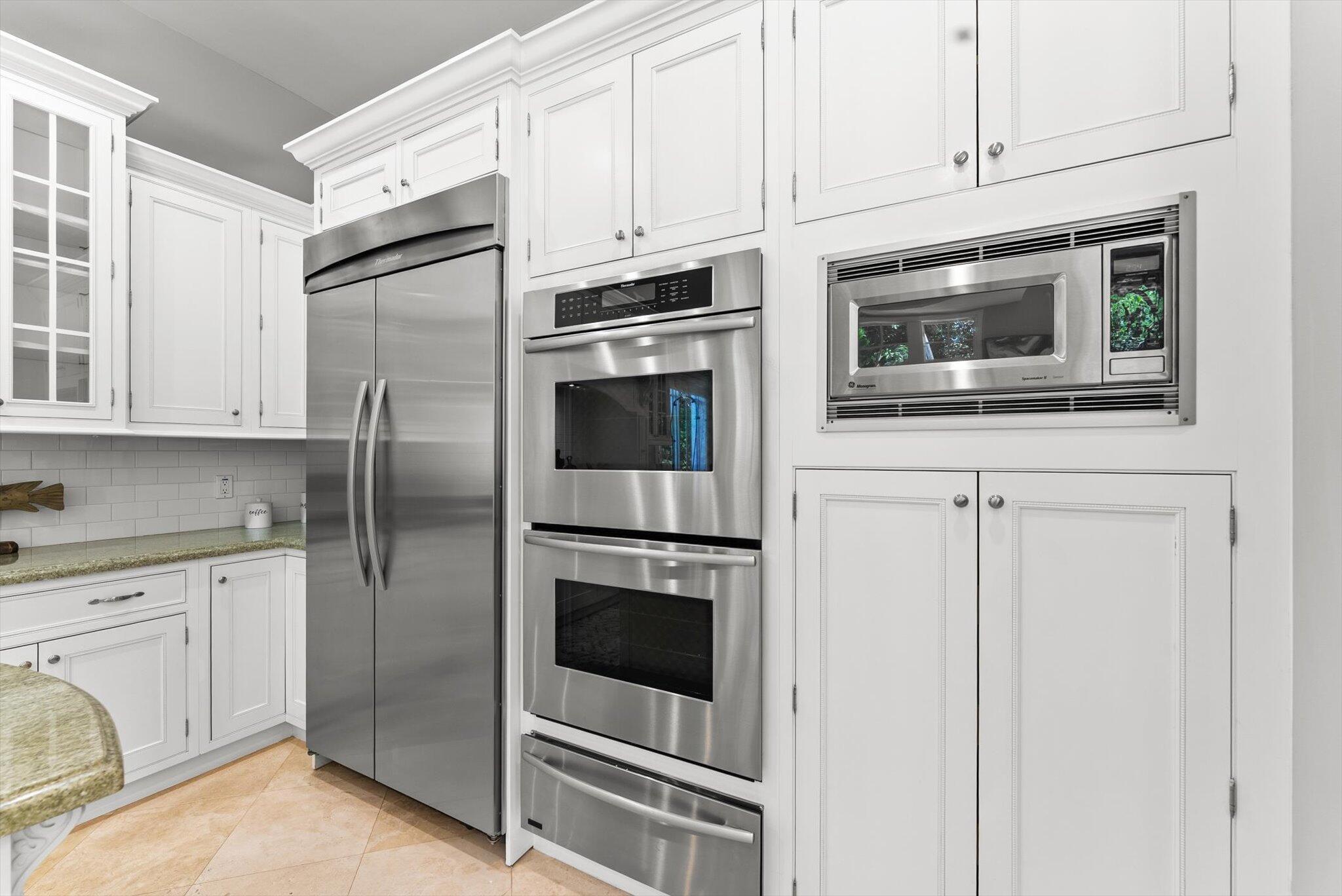 BOCA VILLAS - Residential