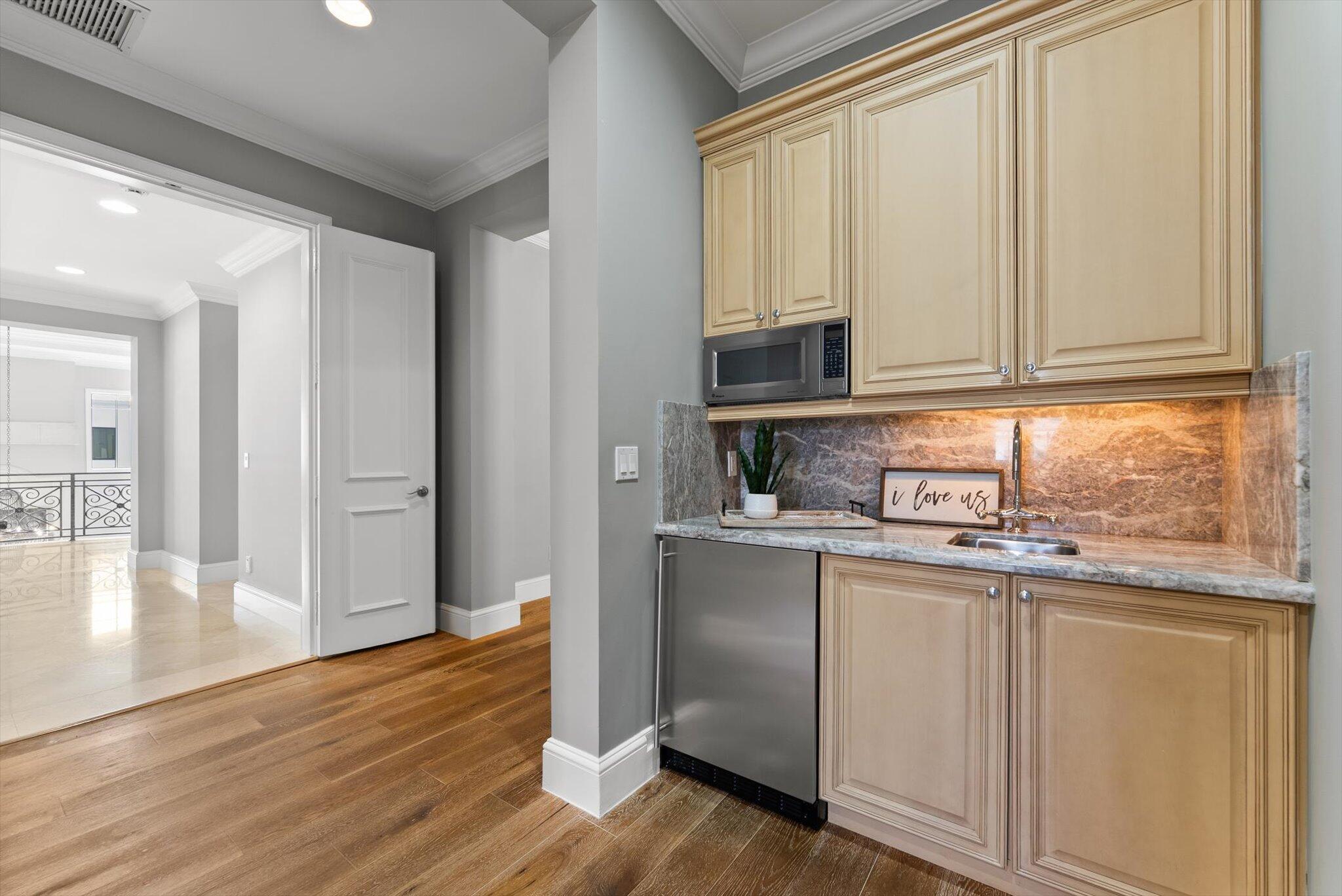 BOCA VILLAS - Residential