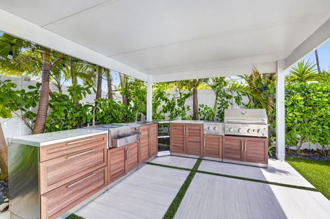 Tiny photo for 2917 NE 35th Court, Lighthouse Point, FL 33064 (MLS # B26046241)