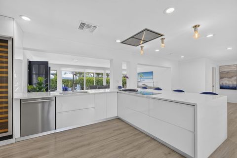 Tiny photo for 2917 NE 35th Court, Lighthouse Point, FL 33064 (MLS # B26046241)