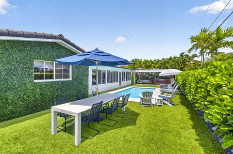 Property photo of 2917 Ne 35th Court, Lighthouse Point, FL 33064