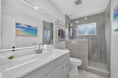 Tiny photo for 2917 NE 35th Court, Lighthouse Point, FL 33064 (MLS # B26046241)