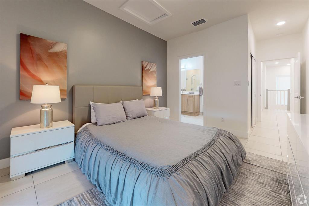 PALM BEACH FARMS CO 7 - Residential Lease