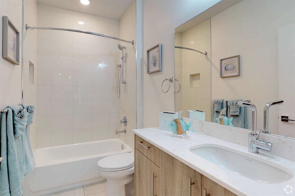 PALM BEACH FARMS CO 7 - Residential Lease