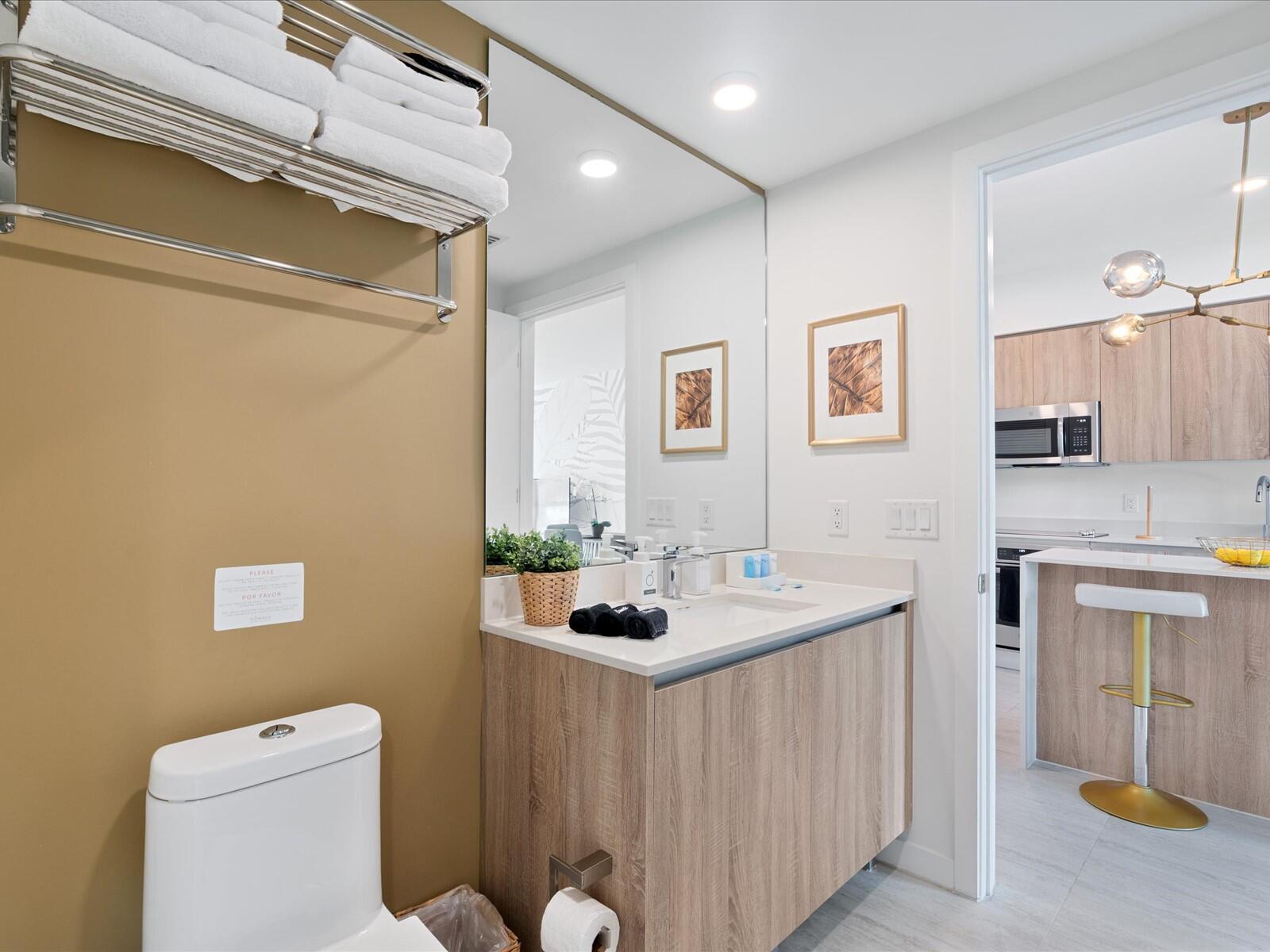QUADRO CONDO - Residential