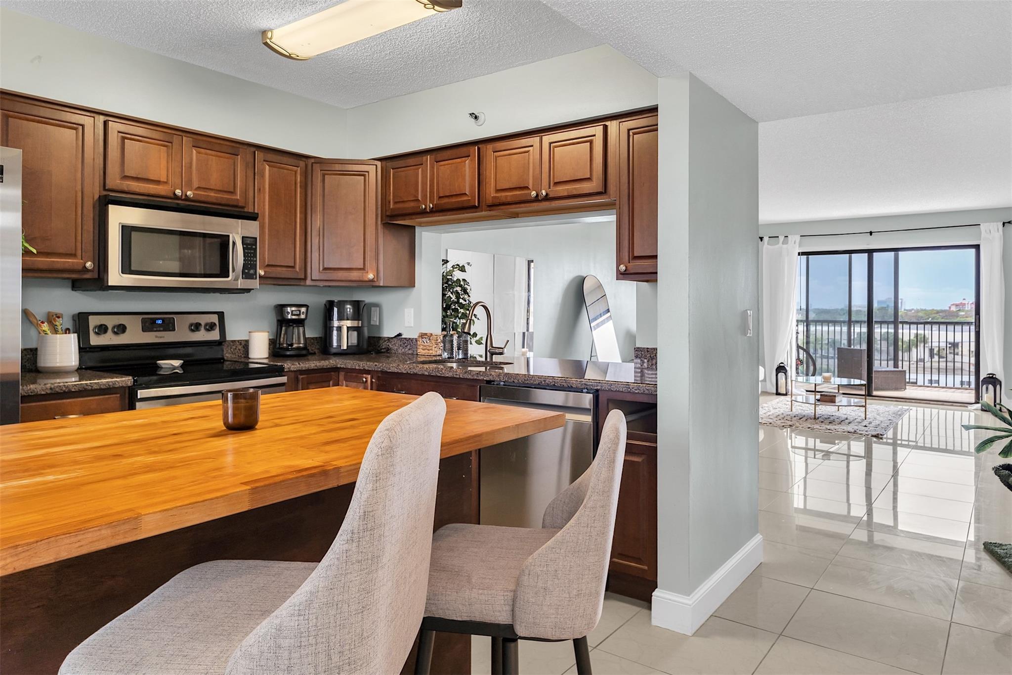 2202 S Cypress Bend Drive 702