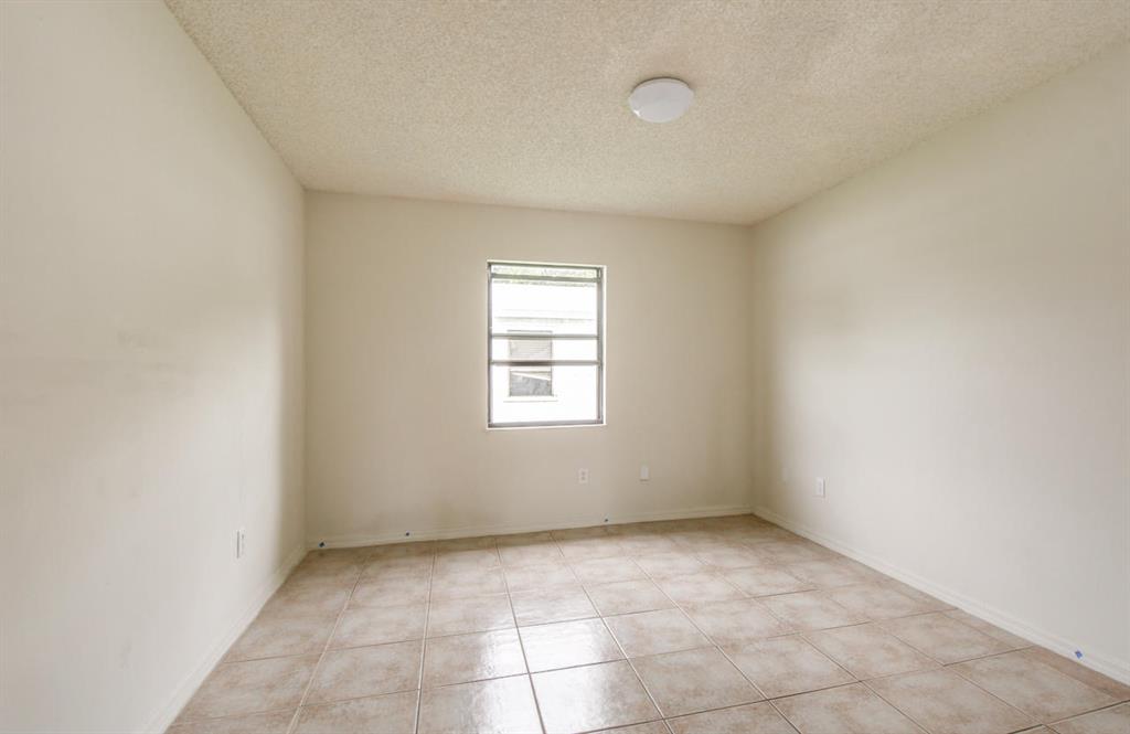 PORT ST LUCIE SECTION 8 - Residential