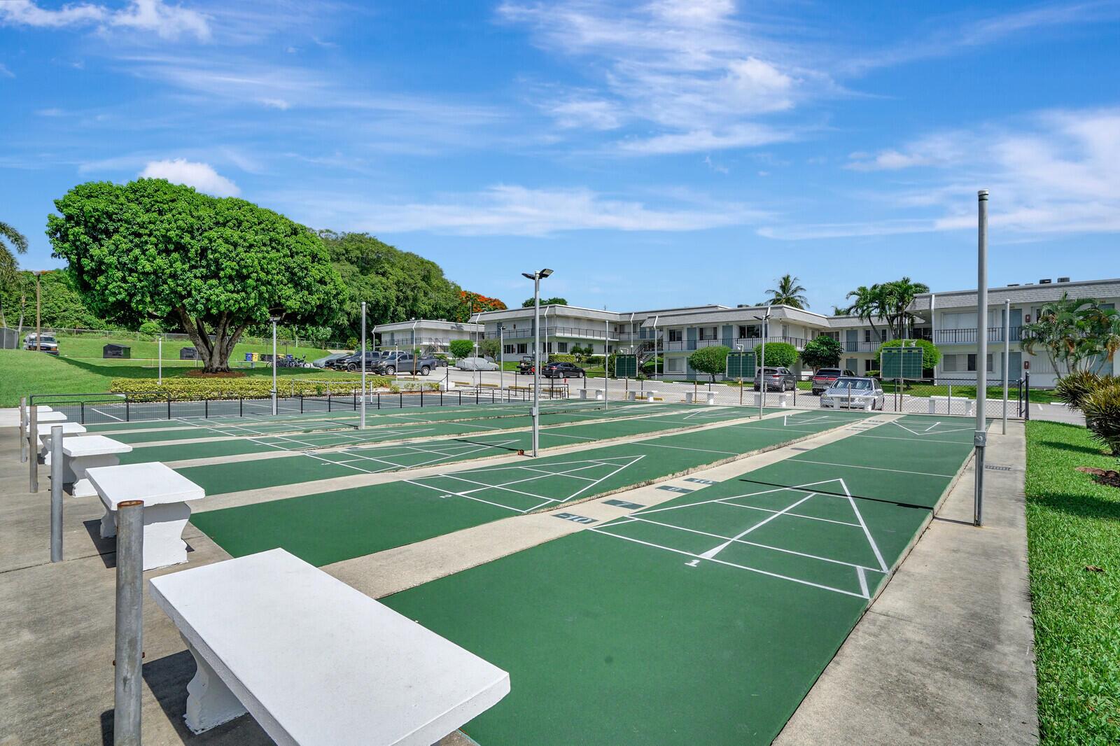 MURRY HILLS APT BLDG CONDO - Residential