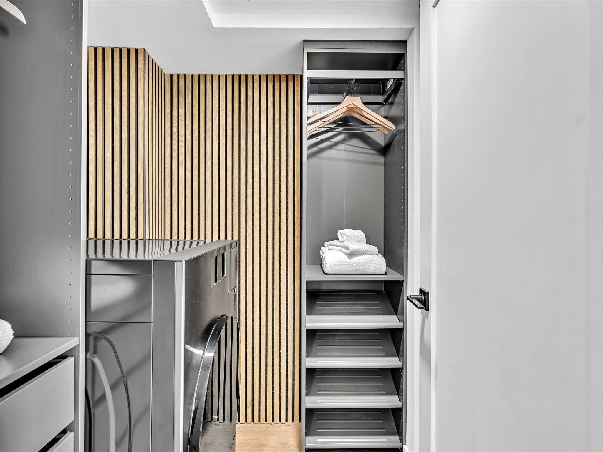 BOCA BAYOU CONDO - Residential Lease