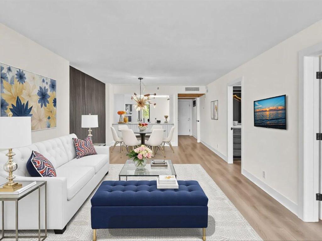 BOCA BAYOU CONDO - Residential Lease