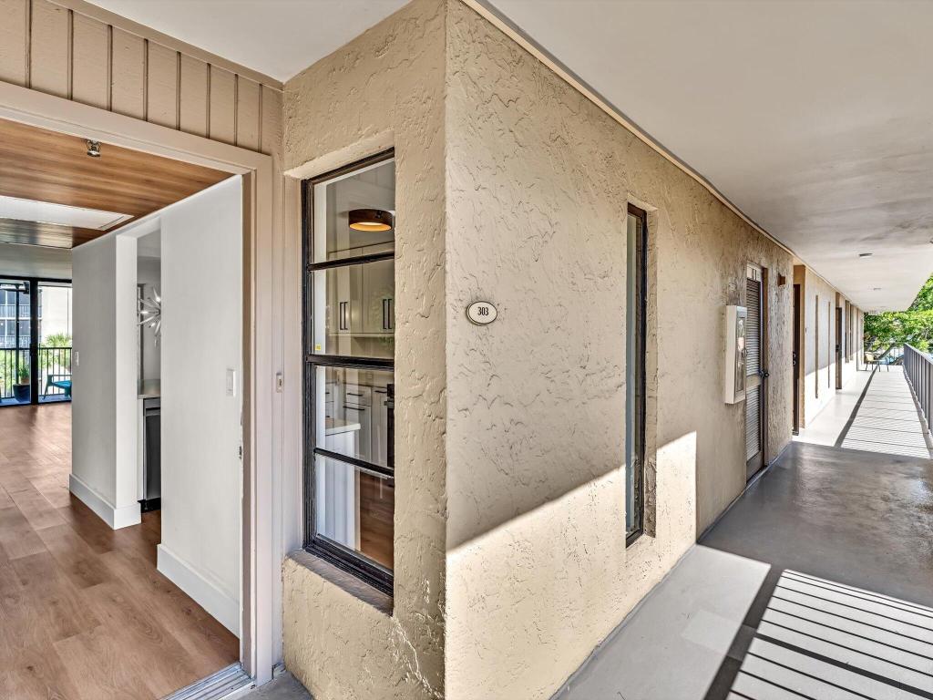 BOCA BAYOU CONDO - Residential Lease