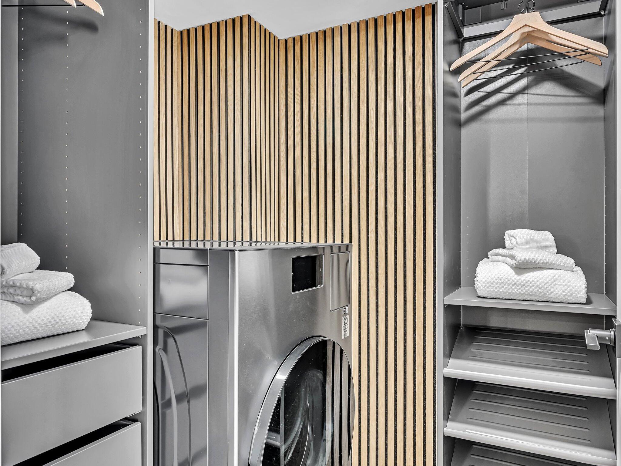 BOCA BAYOU CONDO - Residential Lease