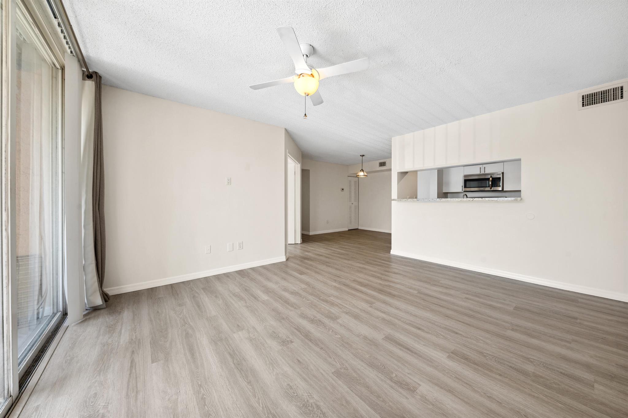117 Yacht Club Way 205