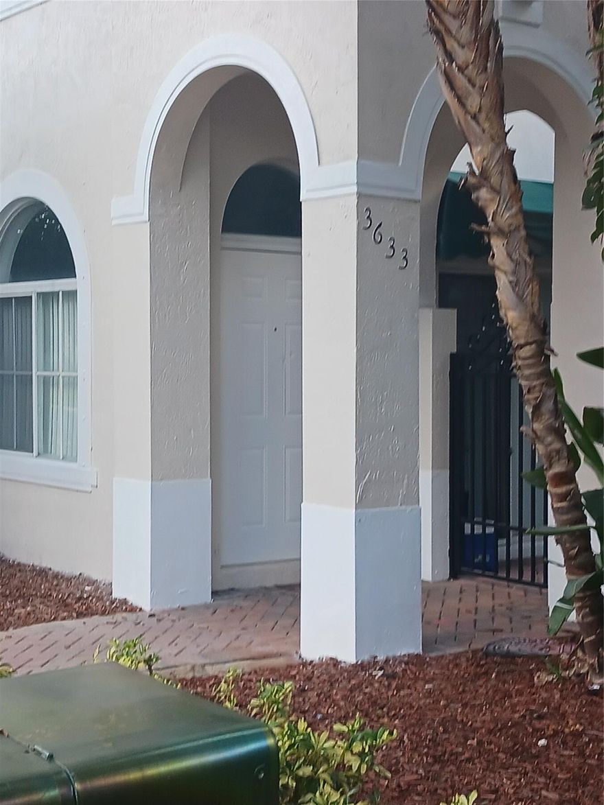 620 MINIMUM CREDIT SCORE PER HOA.  3 bedrooms, 2 full bathrooms and 1/2 bathroom 2 story villa is located in the heart of Oakland Park at Bella Vista.  This home is just seconds away for 441, minutes away from I-95 and the turnpike.  Spacious with 2 balconies, plenty of storage and courtyard.  A family home for sure.  Pool and clubhouse with 24 hours security. VERY LOW MAINTENANCE FEE AND RENT RIGHT AWAY!