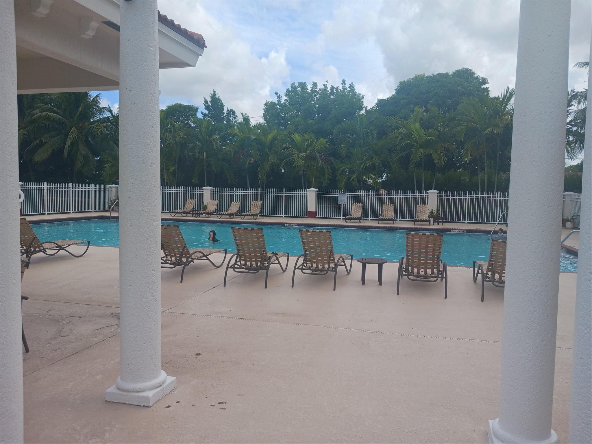 bella vista - Residential