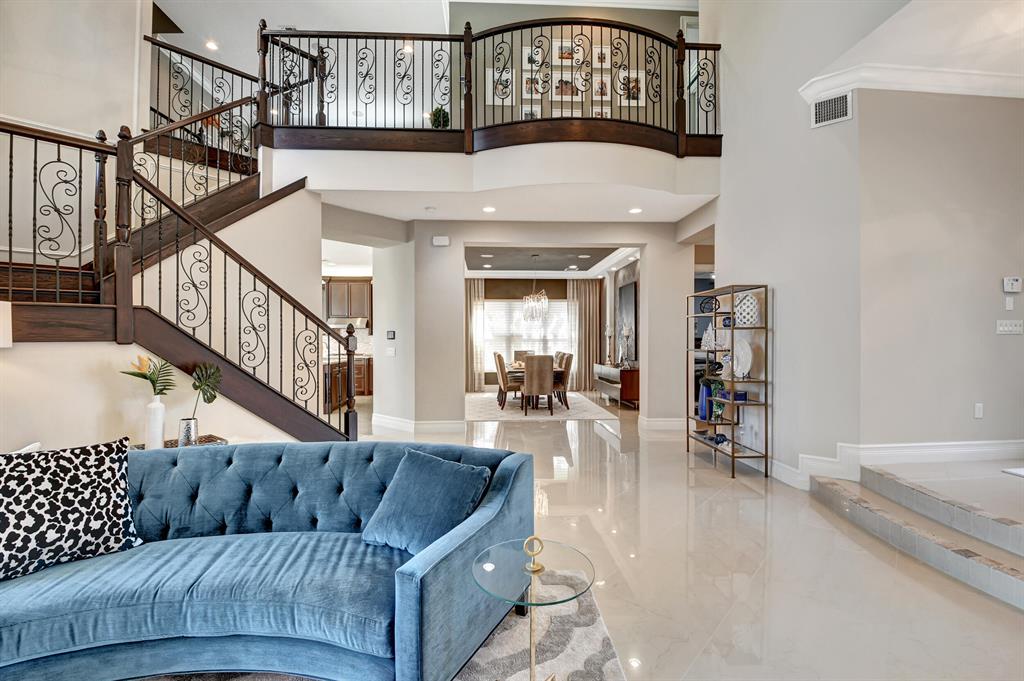 THE BRIDGES, BRIDGES - Residential