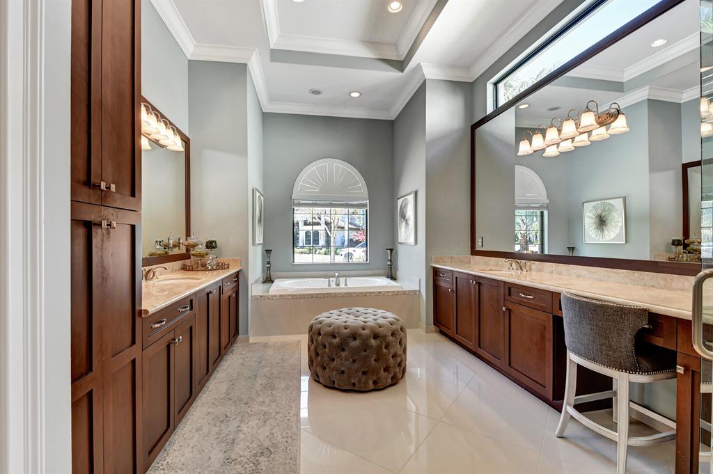 THE BRIDGES, BRIDGES - Residential