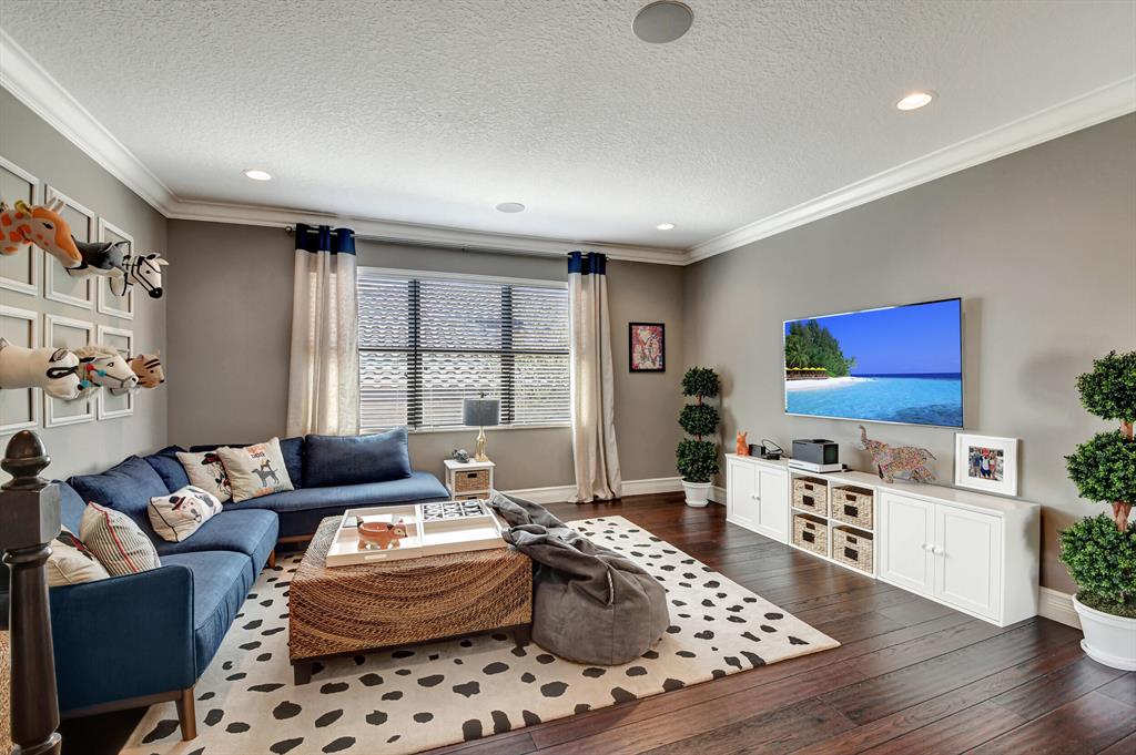 THE BRIDGES, BRIDGES - Residential